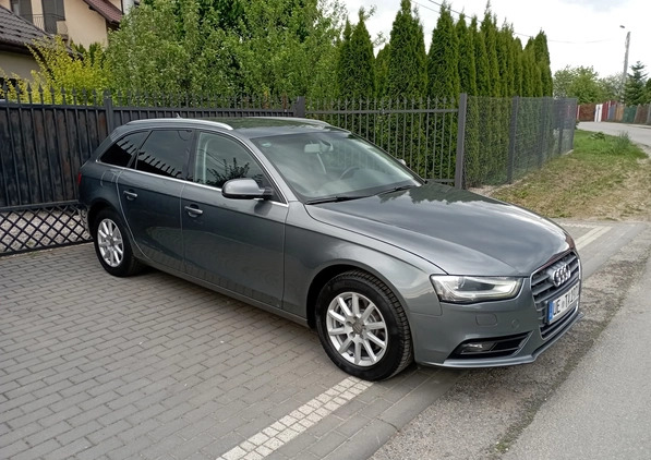 Audi A4 cena 43800 przebieg: 228000, rok produkcji 2014 z Słomniki małe 466